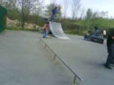 Skate - Boardslide débutant