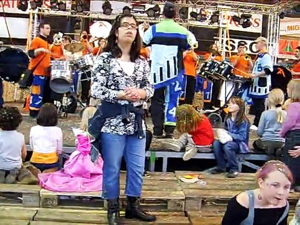 Seven Art: Behind these hazel eyes (Kelly Clarkson)