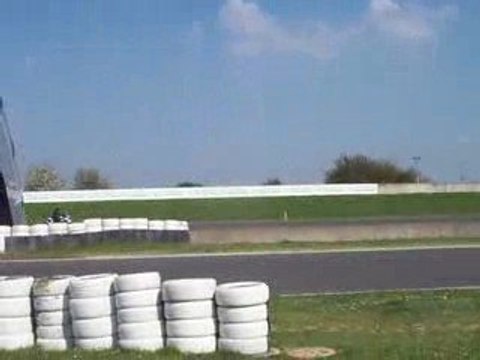 circuit carole sv 650 s et fz1 julien et nico