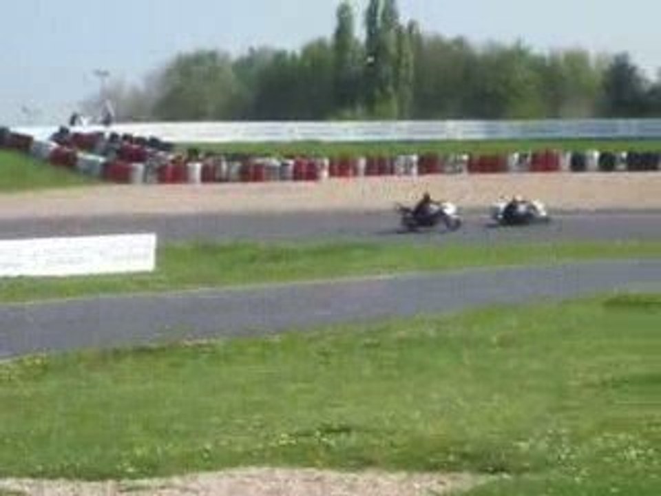 circuit carole sv 650 s et fz1 julien et nico 5