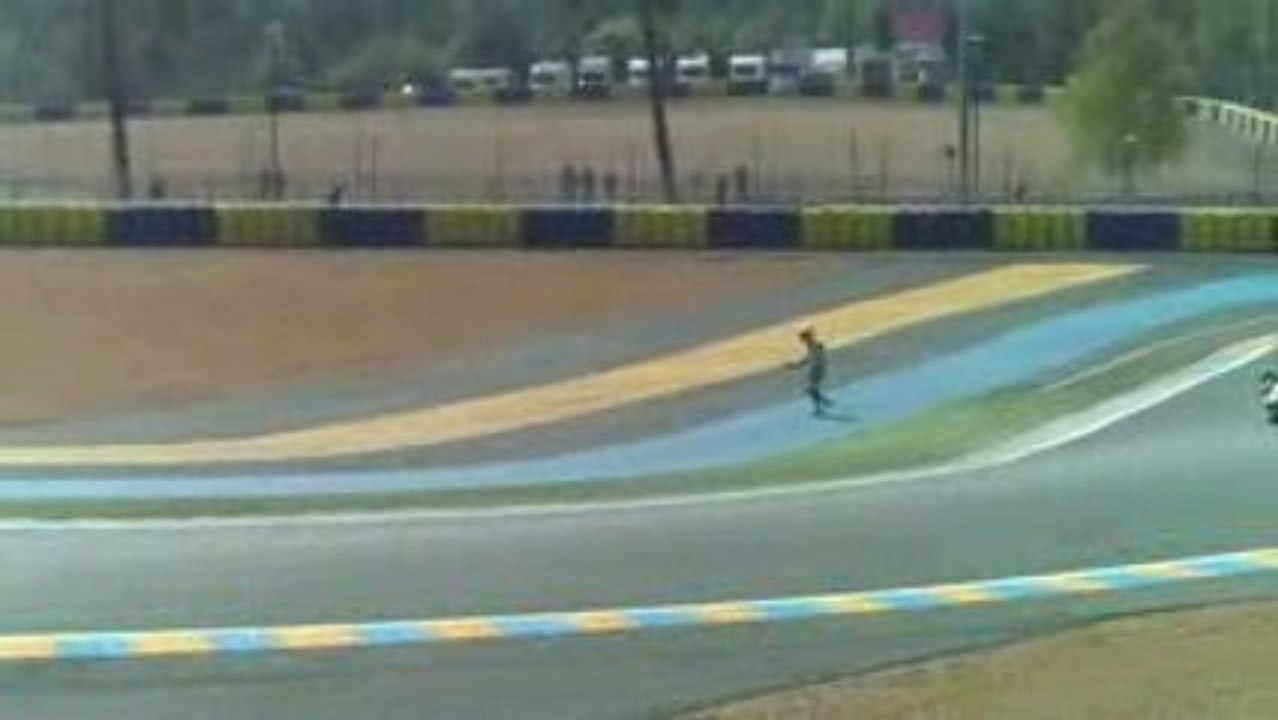 chute moto essai 24h du mans 2009