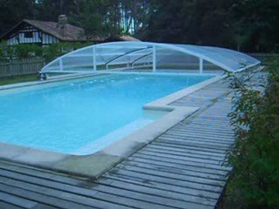 Essai concluant sur abri de 8 X 14 metres