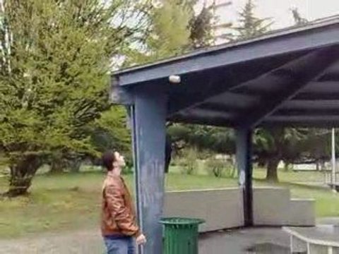 Yes We Can (Alien Can : lanceurs de canettes)