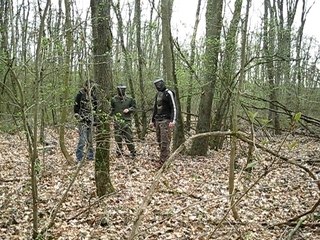 Fumigene Paintball en forêt