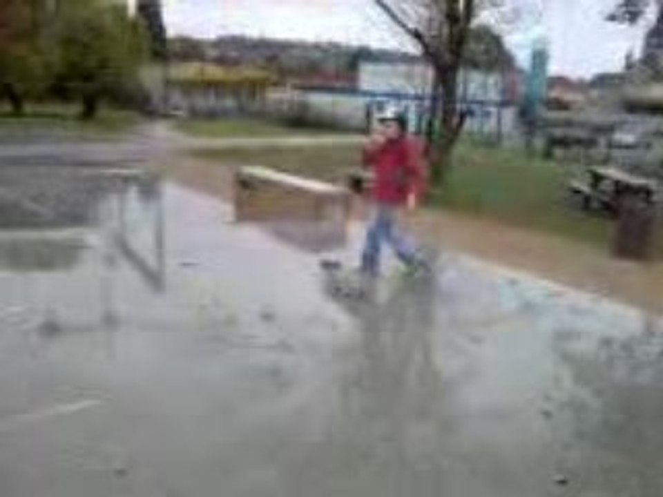 skateboard