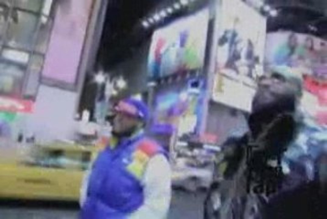 Rickross kiss my pinky ring curly