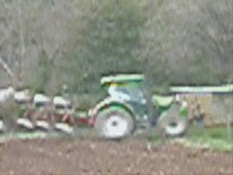 LABOUR LOIRE 2009 AVEC UN DEUTZ-FAHR K 90+CHARRUE 3 CORPS