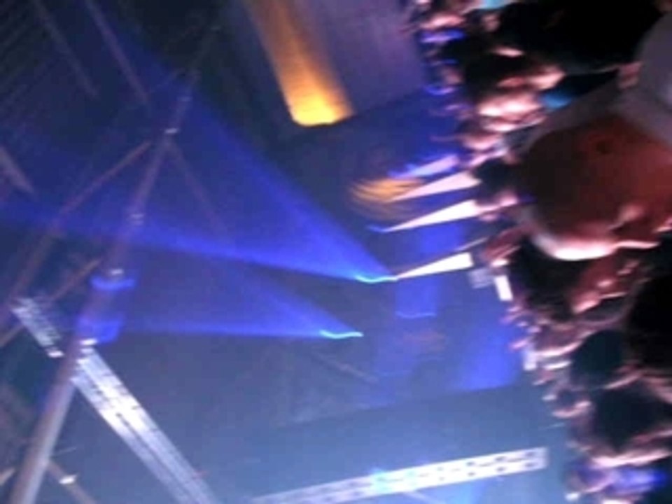 Bassleader video (6)