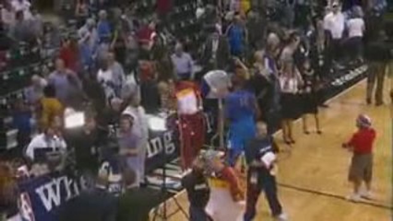 LeBron James and Dwight Howard HalfCourt Contest