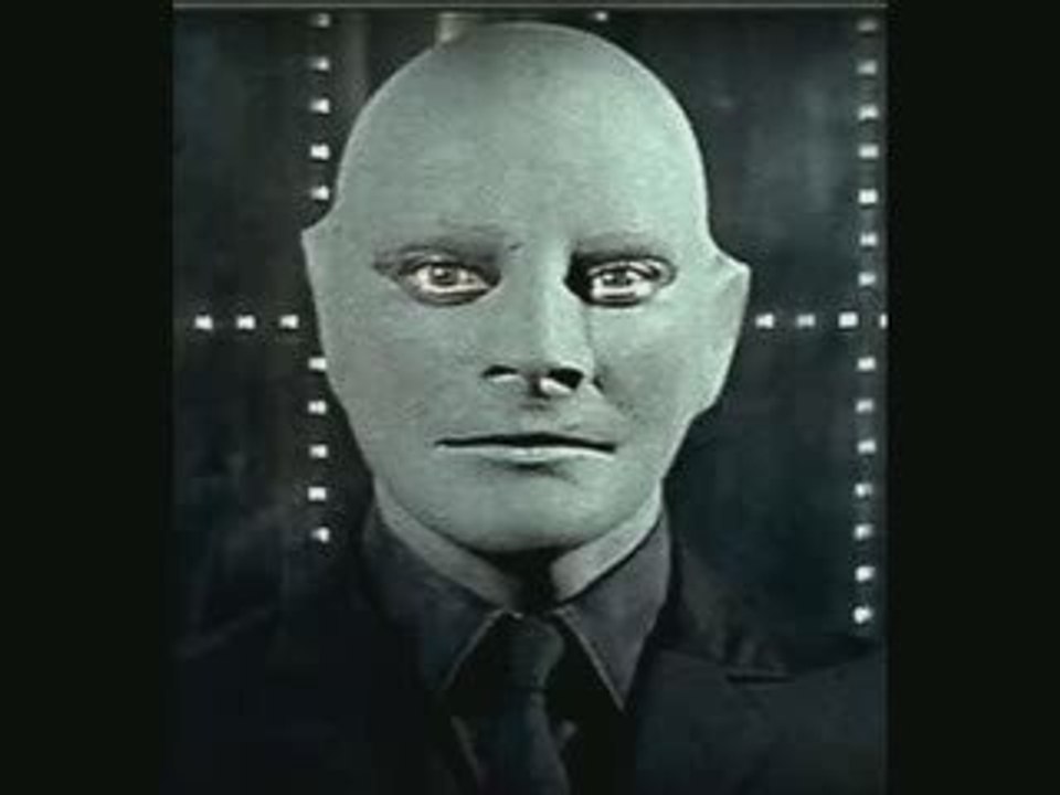 Fantomas :  discours sur le Nouvel Ordre Mondial