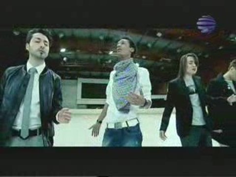 Cvetelina Qneva i Grupa 032 - Tri Minuti