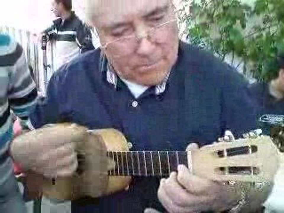 Demonstração de cavaquinho