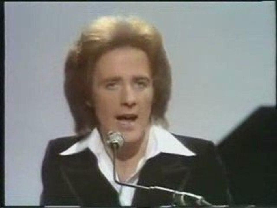 CLIP LIVE GILBERT O'SULLIVAN ALONE AGAIN CHANSON SEVENTIES §