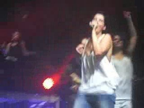 sheryfa luna à l'olympia [07.04.09] Il avait les mots