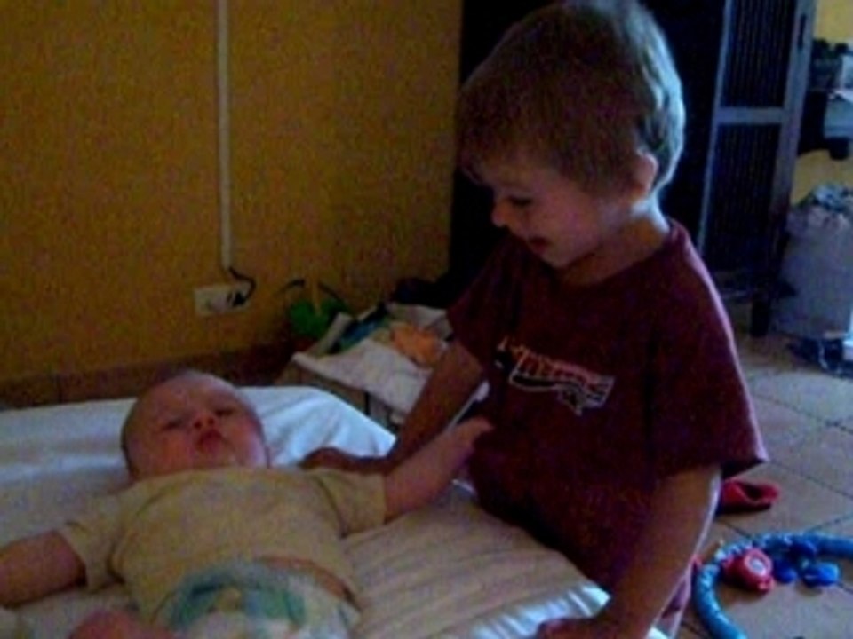 1ers jeux entre frères