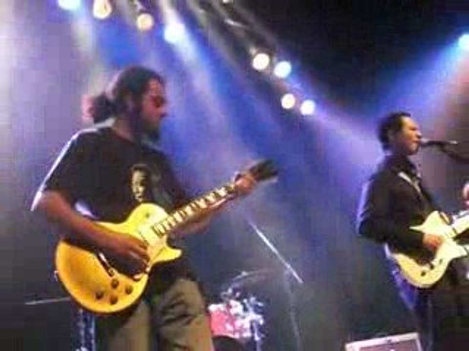 All is over ( hot version ) - Lain Shaker