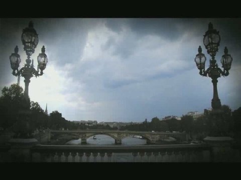 JyJou performance-Improvisation Mime Défilé de mode Paris