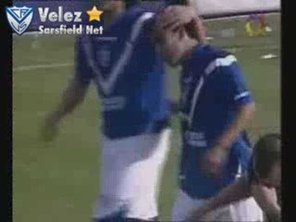 Velazquez. Gol a Estudiantes