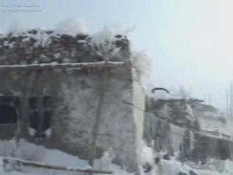 Çakıldere köyü karlı manzarası