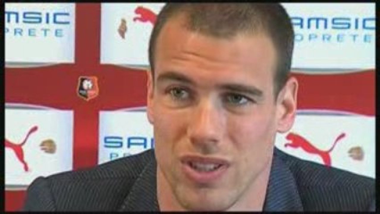 10/04/09 ROUGE_ET_NOIR : Avant match côté Stade rennais