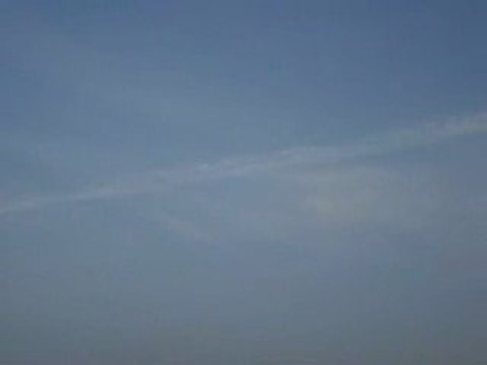 CHEMTRAILS Czech Republic (10.4.2009)