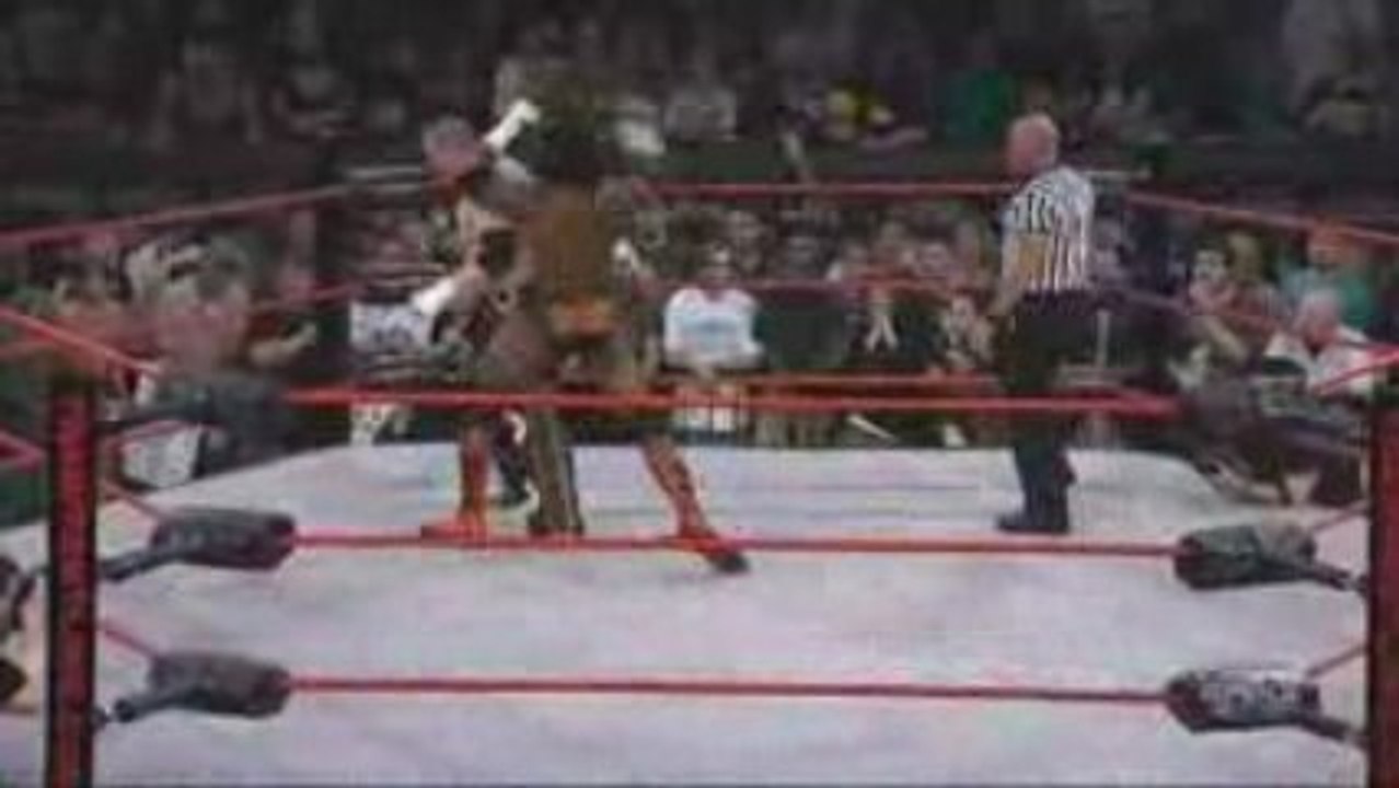 TNA 09.04.09 Booker T VS Samoa Joe