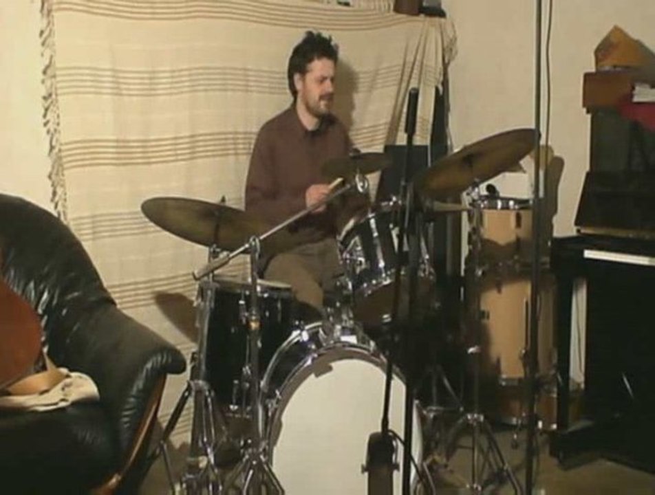 cours de batterie : un rythme binaire