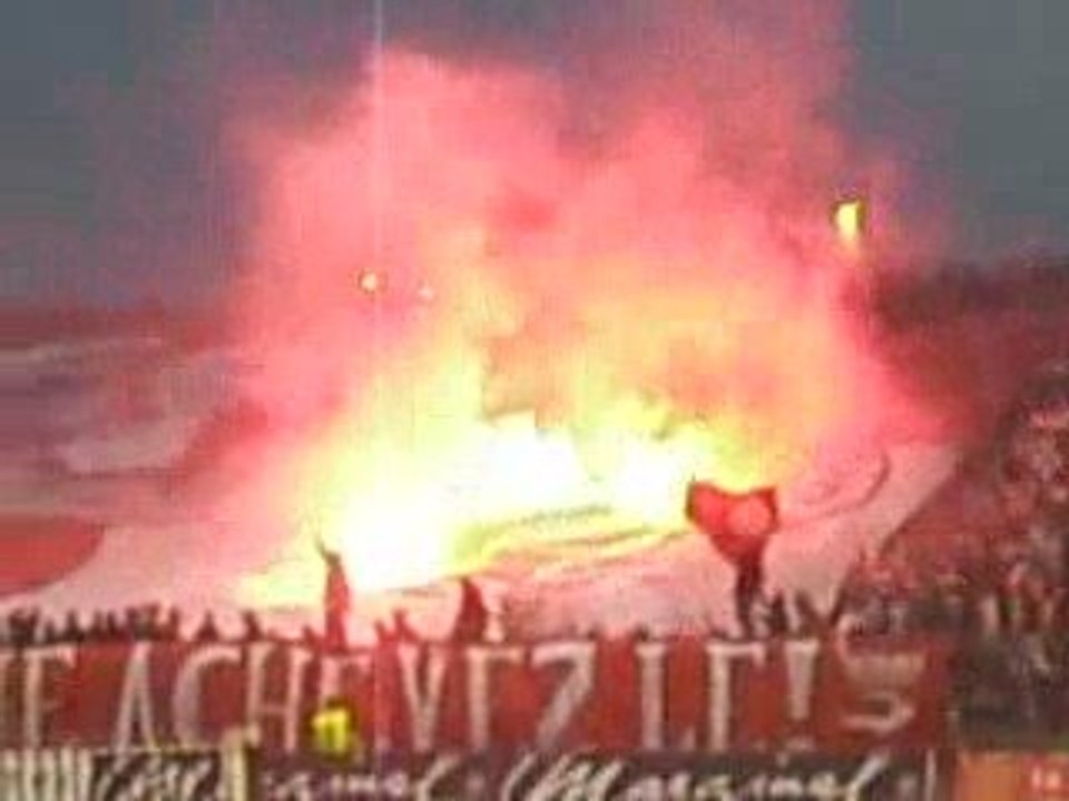 NÎMES 2-1 Montpellier "LE TIFO"