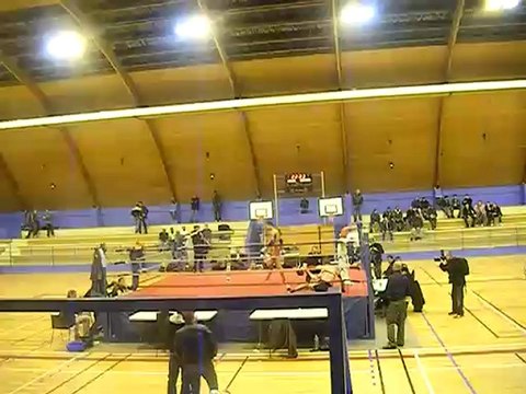 Ko muay thai kick boxing boxe