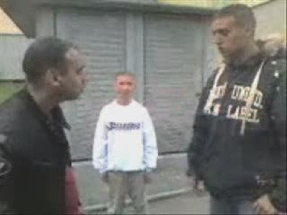 La gifle version gun