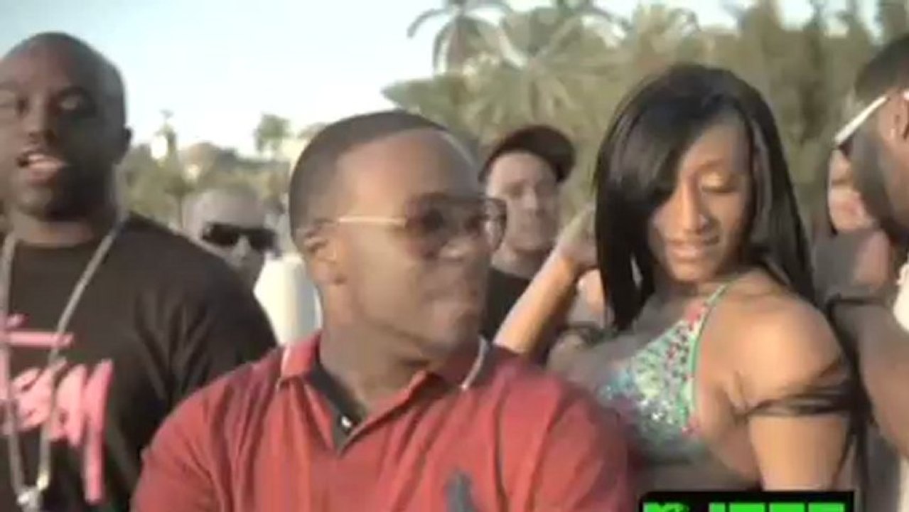 Flo rida ft pleasure shone