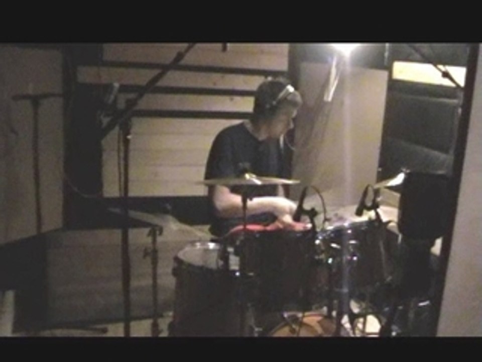 doonut disturb "Floppy dick"