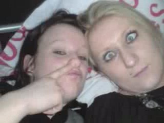 Elle Et Moi Je Suis Elle !!