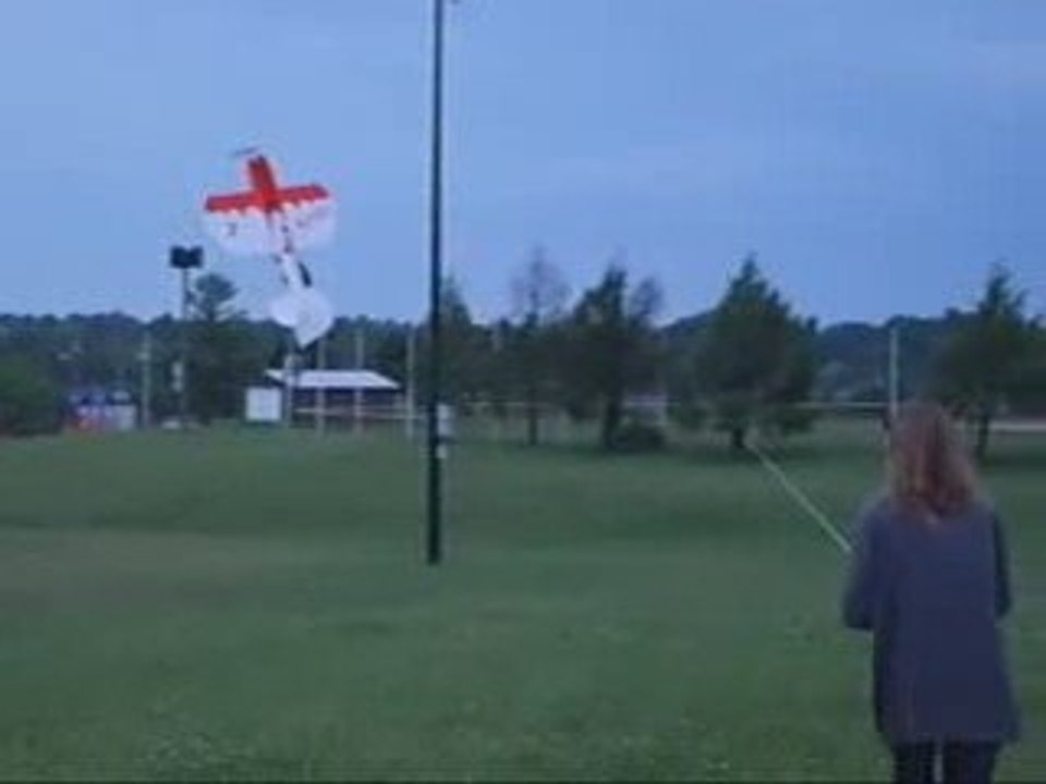 Rc plane JUST HOVERIN AROUND from parkflyers.com
