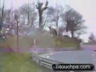 N1 SUPER CAR CRASH! WWW.EPR-HOODIA.COM