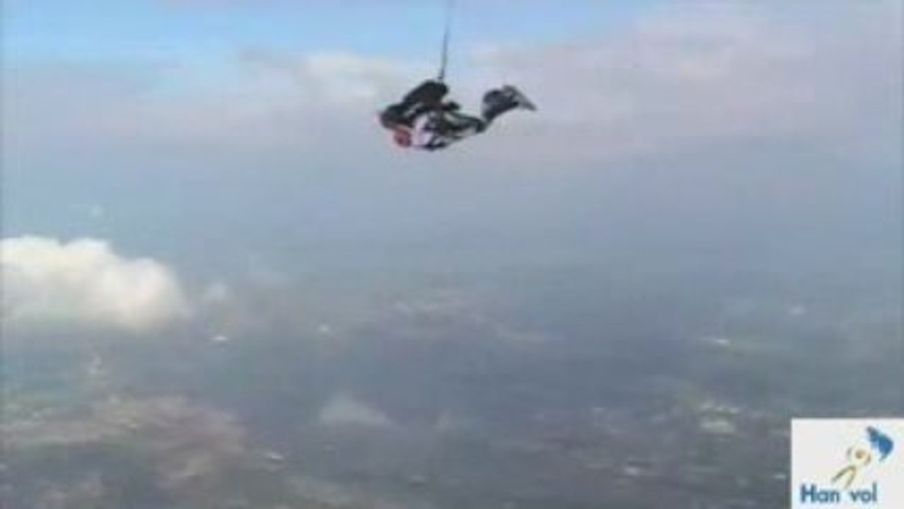 Saut Caroline juin 2008 (http://hanvol-asso.org/)