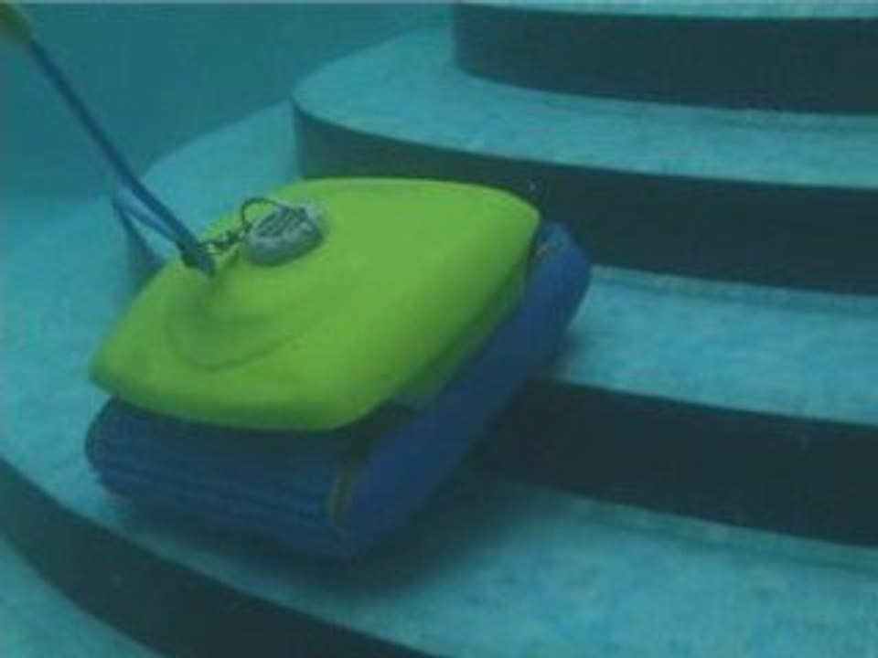 Robot nettoyeur piscine Kokido TURBOTRAK VigiPiscine