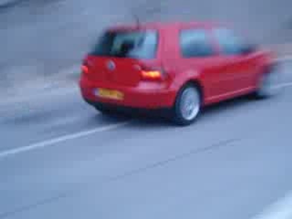 accélération de l'ex golf 4 gti de mon brother :)