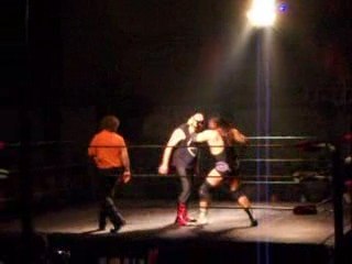 Joe E Legend vs Zandor, Avril 2009, Elouges - Belgium (1/5)