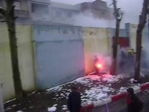 ZAPATISTA vs police (taraji)