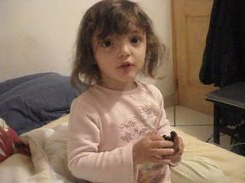 je mange mon oeuf mais je partage pas!