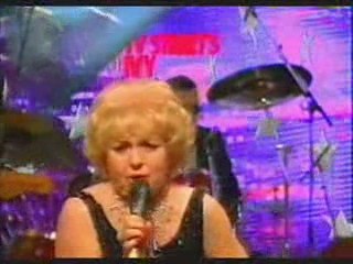 Lynne Perrie - I Will Survive