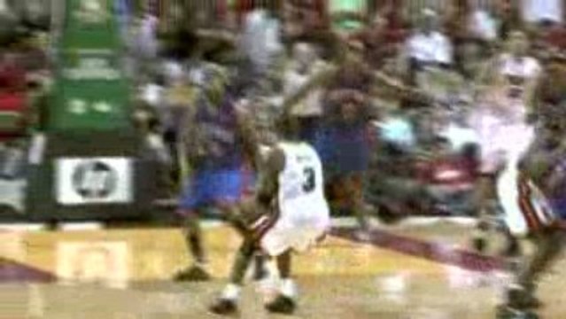 NBA Dwyane Wade goes off for 55 points and 9 rebounds agains