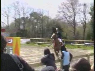 NILS DE LOJOU GAGNANT A QUIMPER GP 130 1ER TOUR AVRIL 2009