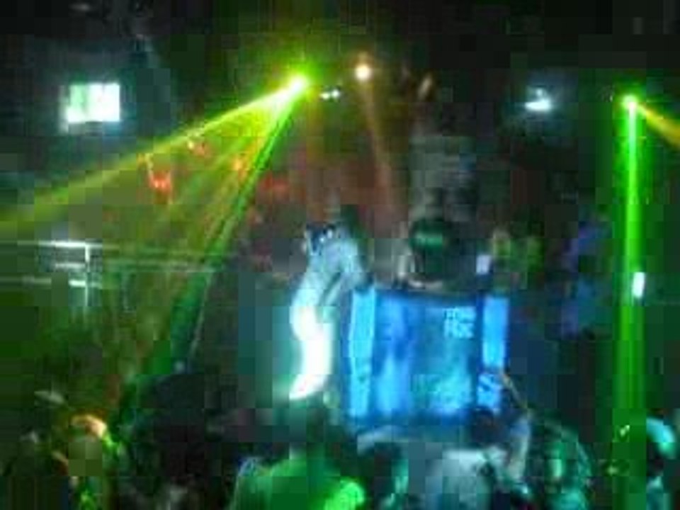 Soirée Officiel au Cercle Discotheque