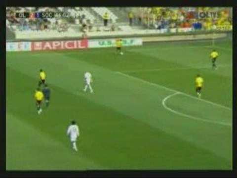 RABIU AFOLABI: defender with a great positioning