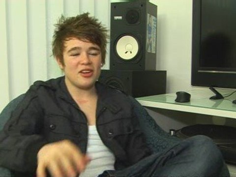 What X Factor star Eoghan Quigg goes for in a girl