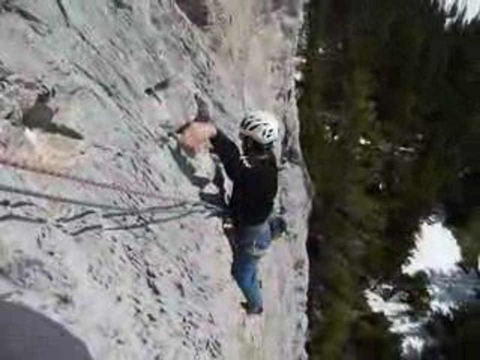 Escalade à Buufal Suisse Miracolina