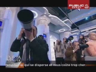 DESHABILLONS-LES,Berlusconi, l'éternel séducteur