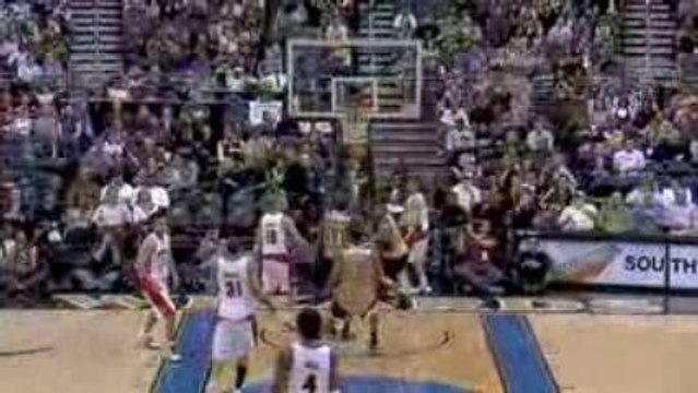 NBA Caron Butler hits Javaris Crittenton with a sweet one-ha